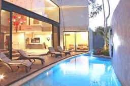 Designer Luxury Villa with Private Pool Oasis - Image 3
