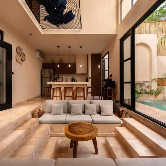 Luxury 4 Bedroom Villa with Private Rooftop Pool - Image 1