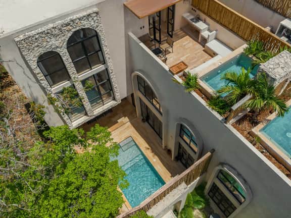 Luxury 4 Bedroom Villa with Private Rooftop Pool - Image 3