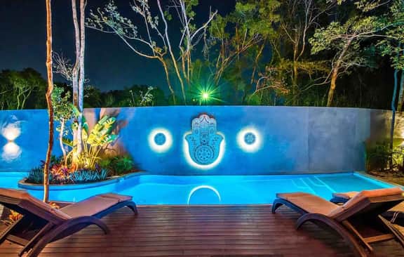 Designer Luxury Villa with Private Pool Oasis - Image 2
