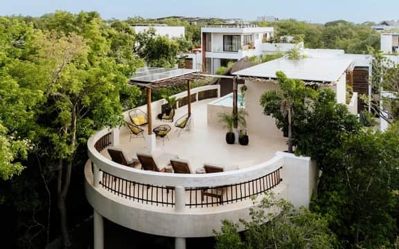 Luxury Villa · 2 Pools, 2 Kitchens & Rooftop - Image 4